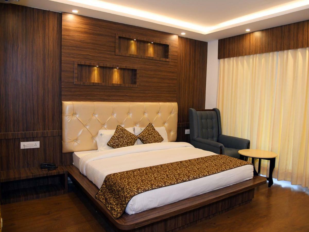 Hotel Trinity Heights McLeod Ganj Extérieur photo